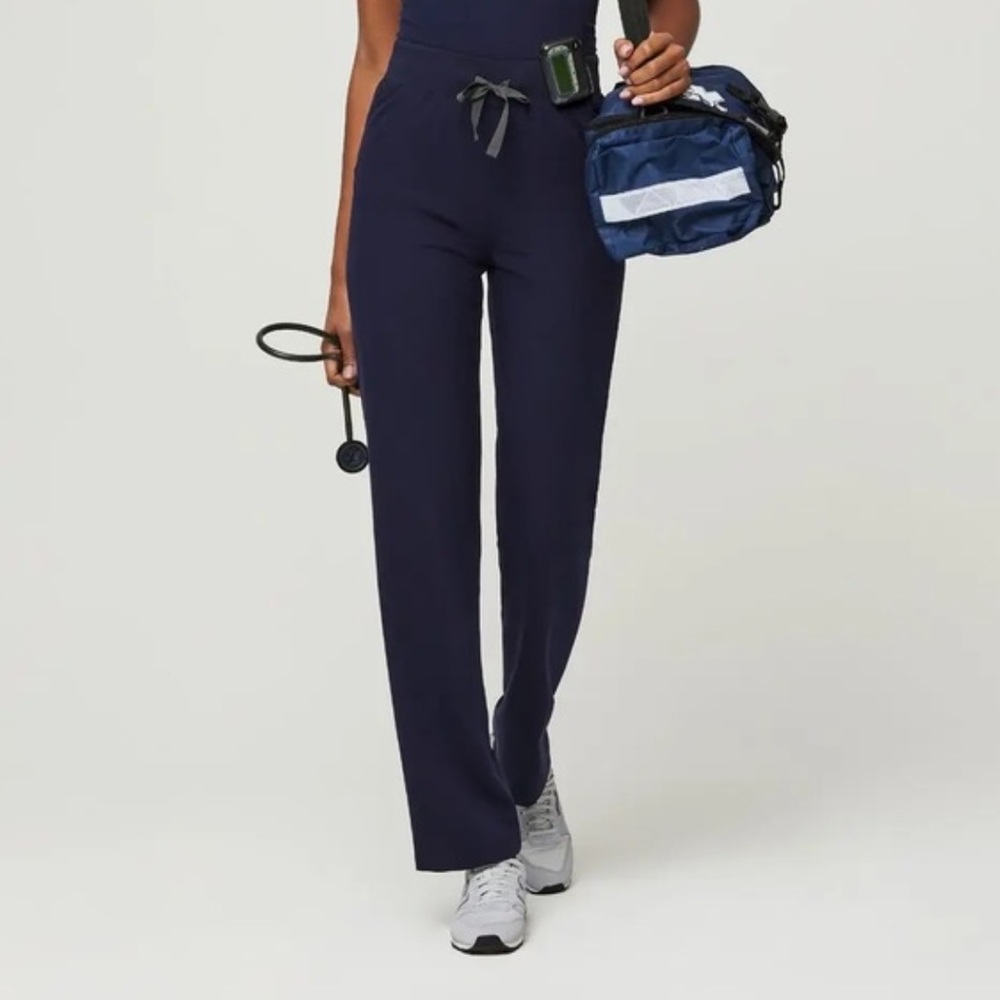 Size S Figs Navy Livingston Women’s scrub pants